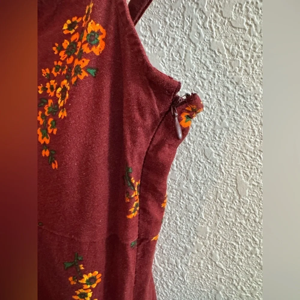 Urban Outfitters Ester Linen Red Floral Tie front Sundress Small